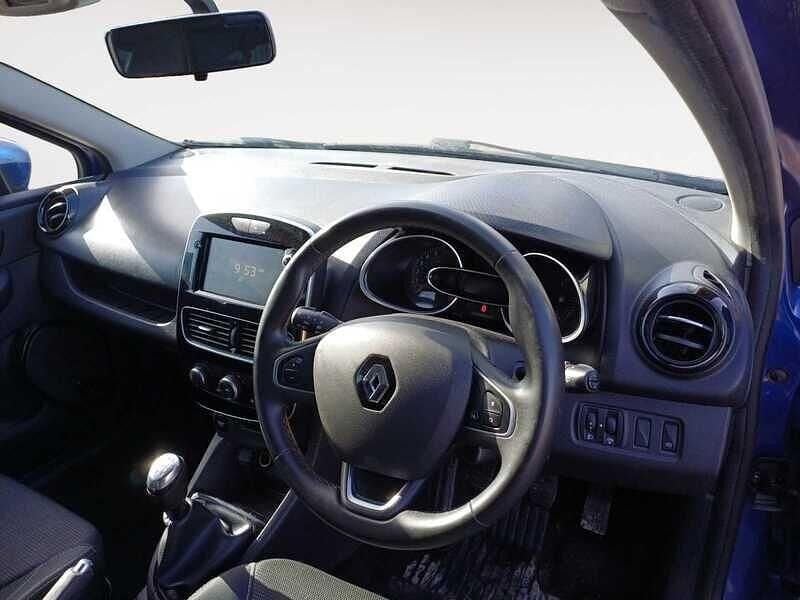 Used Renault Clio IV Iconic 2019 Blue Hatchback