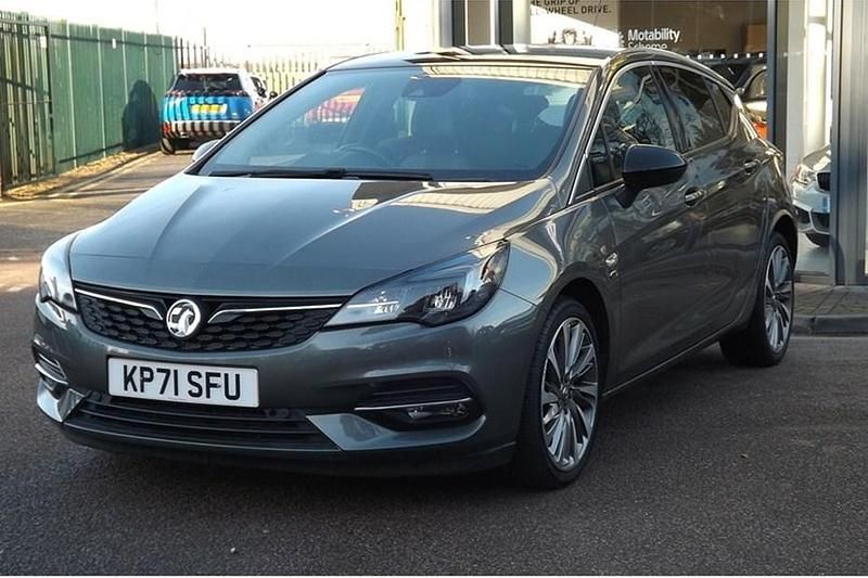 Grey Used 2021 Vauxhall Astra Edition Hatchback | £9,995 (Fair price) - Image 1/1