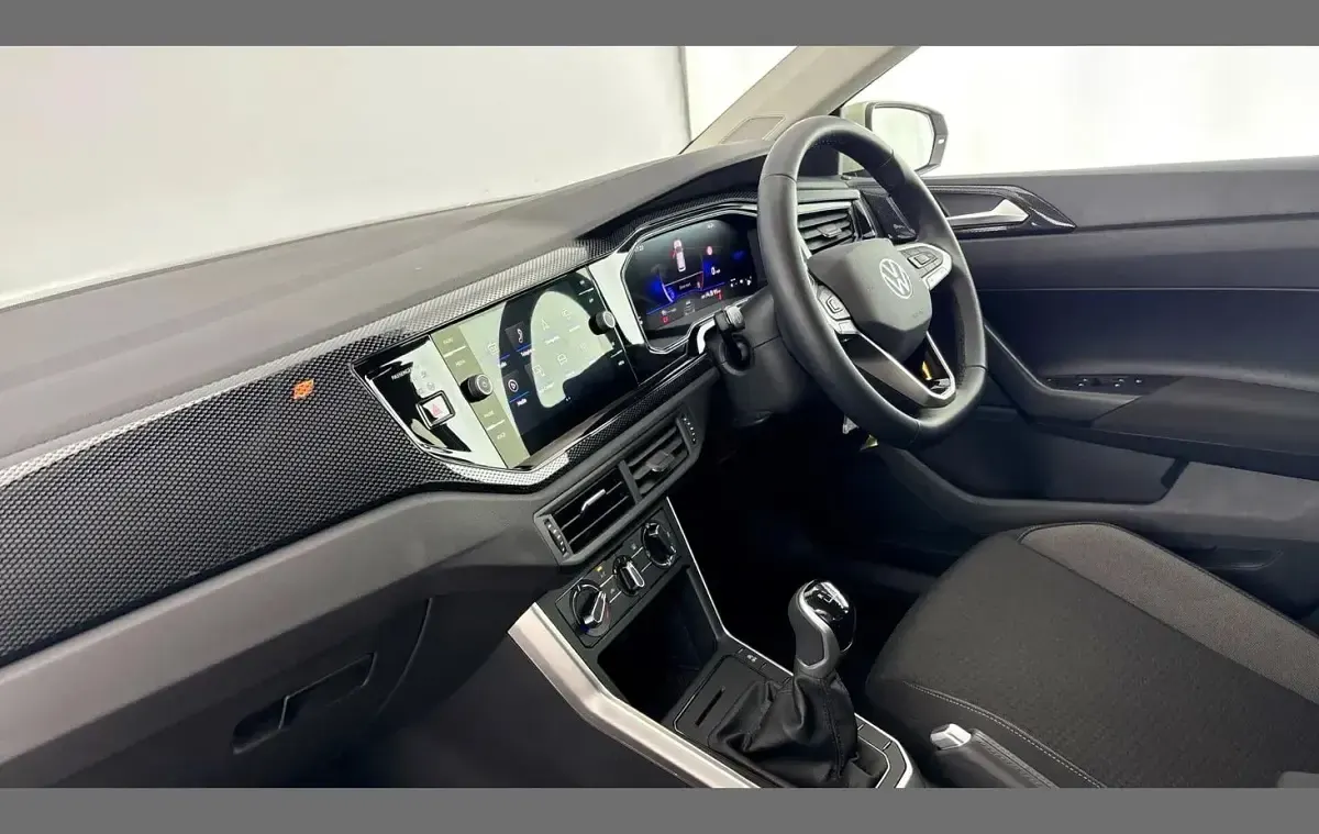 Usado VW Polo Match 95 HP (69 kW) 2025 Cinzento Citadino