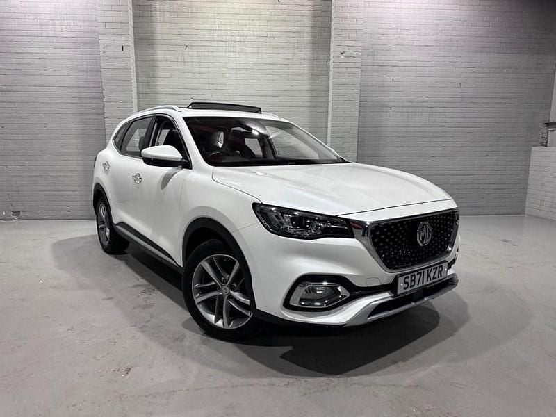 White Used 2022 MG HS Exclusive SUV | £16,900 (Fair price) - Image 1/4