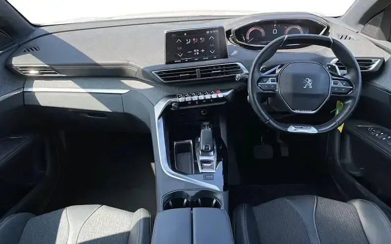 Used Peugeot 3008 GT-line 131 HP (96 kW) 2020 White SUV