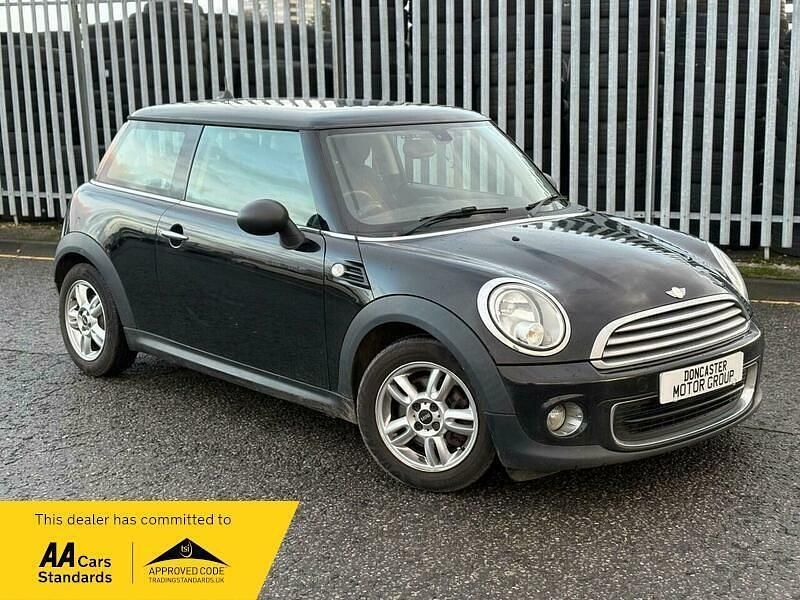 Black Used 2013 Mini ONE Hatch Hatchback | £2,495 (Fair price) - Image 1/3