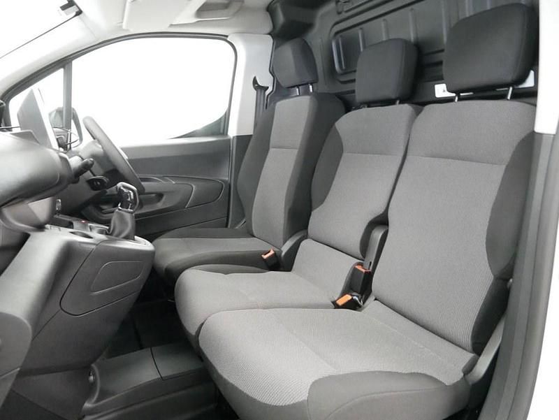 Used Peugeot Partner Premium 100 HP (73 kW) 2021 White MPV