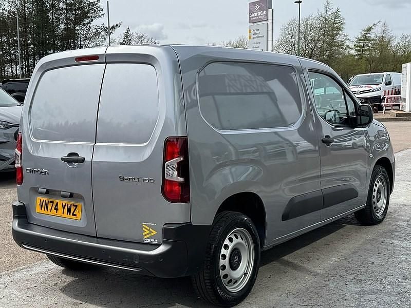 Used Citroën Berlingo 100 HP (73 kW) 2024 Grey MPV