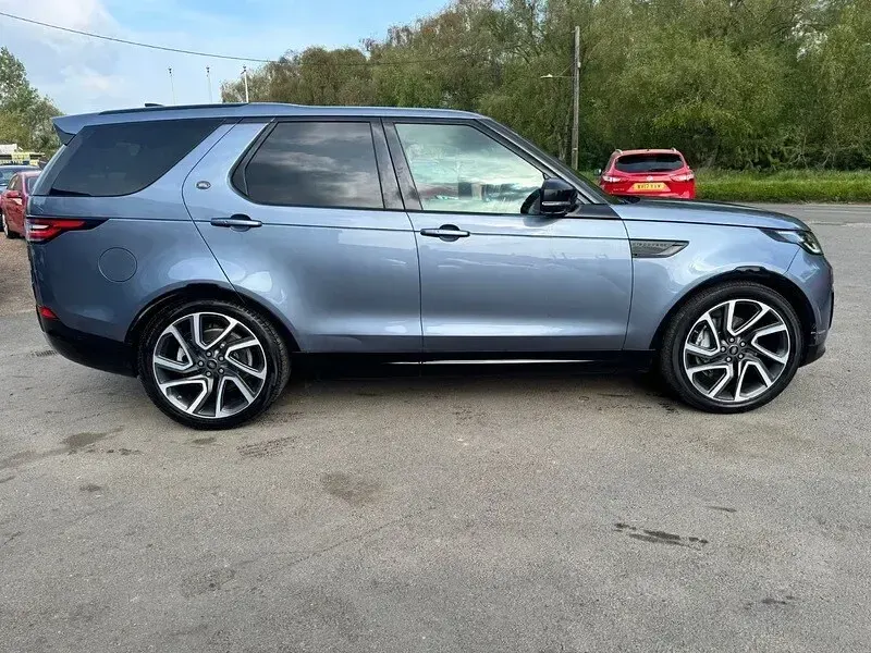 Used Land Rover Discovery 5 HSE 2019 Blue SUV