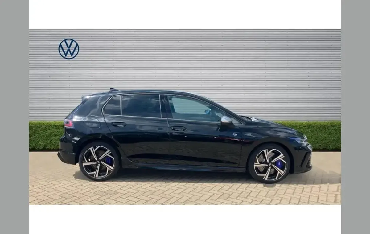 Used VW Golf VIII R 333 HP (244 kW) 2025 Other Hatchback