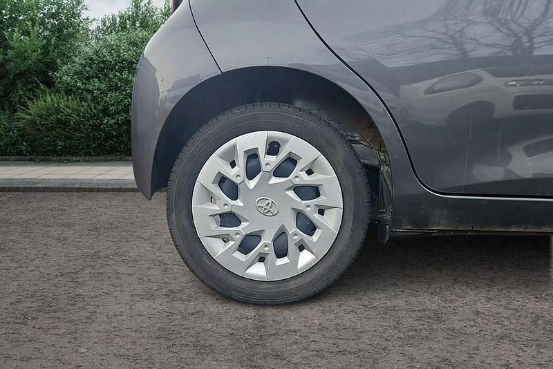 Used Toyota Aygo X-play 71 HP (52 kW) 2022 Grey Hatchback