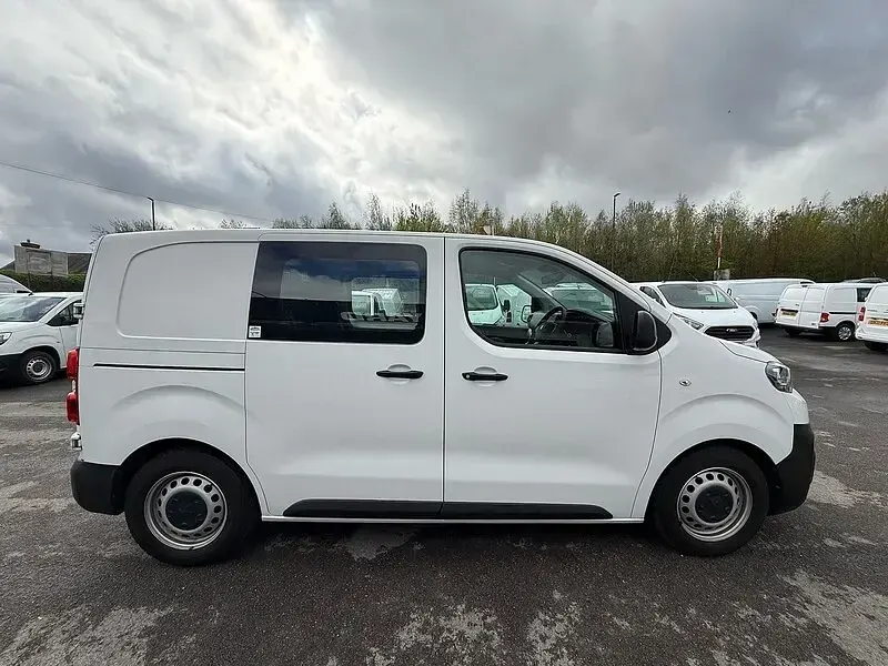 Used Peugeot Expert 100 HP (73 kW) 2020 White Van