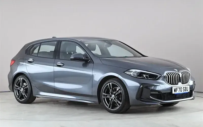 Begagnad BMW 118 M Sport 140 HK (102 kW) 2020 Halvkombi