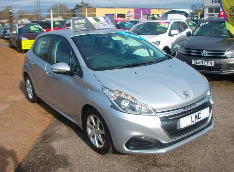 Used Peugeot 208 Active 2015 Silver Hatchback