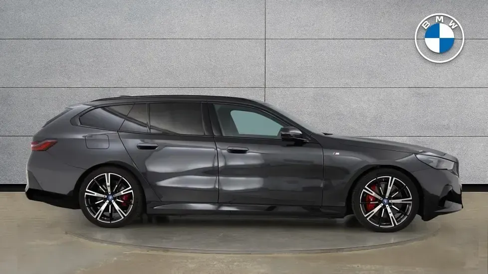 Used BMW i5 M Sport 246 kW (335 HP) 2025 Grey Estate