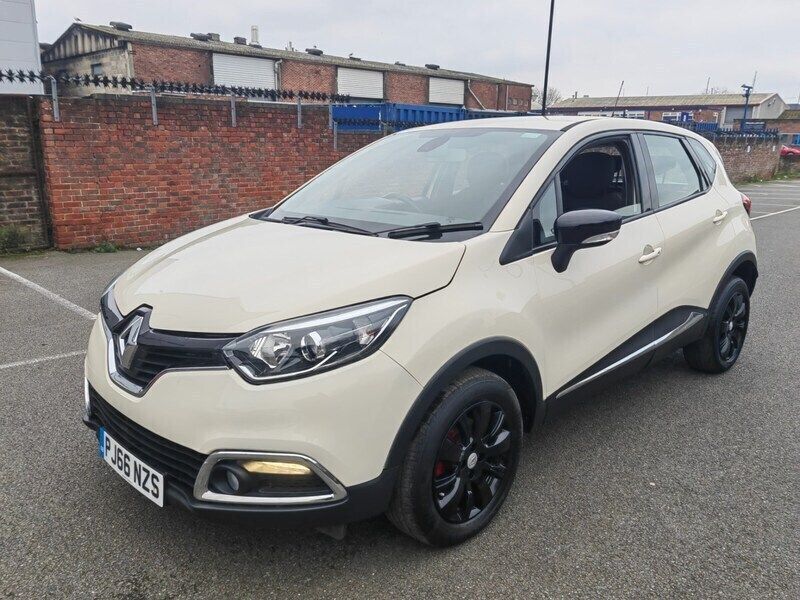 Cream Used 2016 Renault Captur Dynamique SUV | £7,000 (Good price) - Image 1/4