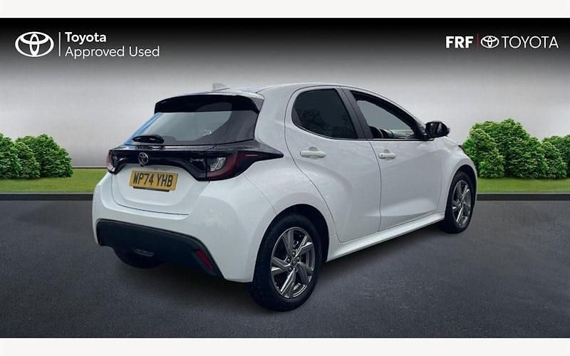 Used Toyota Yaris Hybrid 116 HP (85 kW) 2026 Hatchback