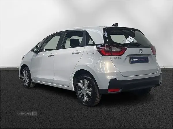 Used Honda Jazz Elegance 122 HP (89 kW) 2025 Premium plus paint  sunlight white Hatchback