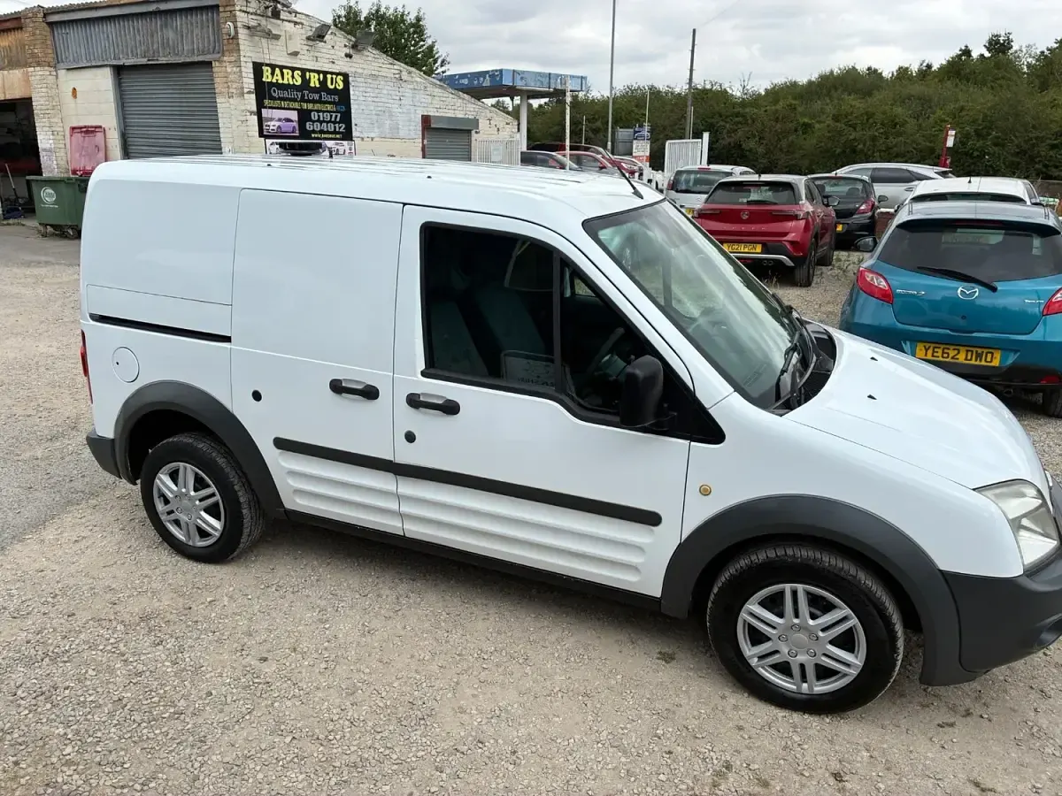Used Ford Transit 75 HP (55 kW) 2012 White Van