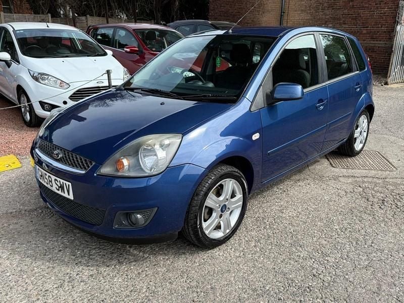 Blue Used 2009 Ford Fiesta Zetec Hatchback | £1,995 (Good price) - Image 1/4