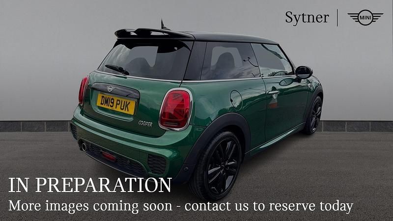 Used Mini Cooper Sport 134 HP (98 kW) 2019 Green Hatchback