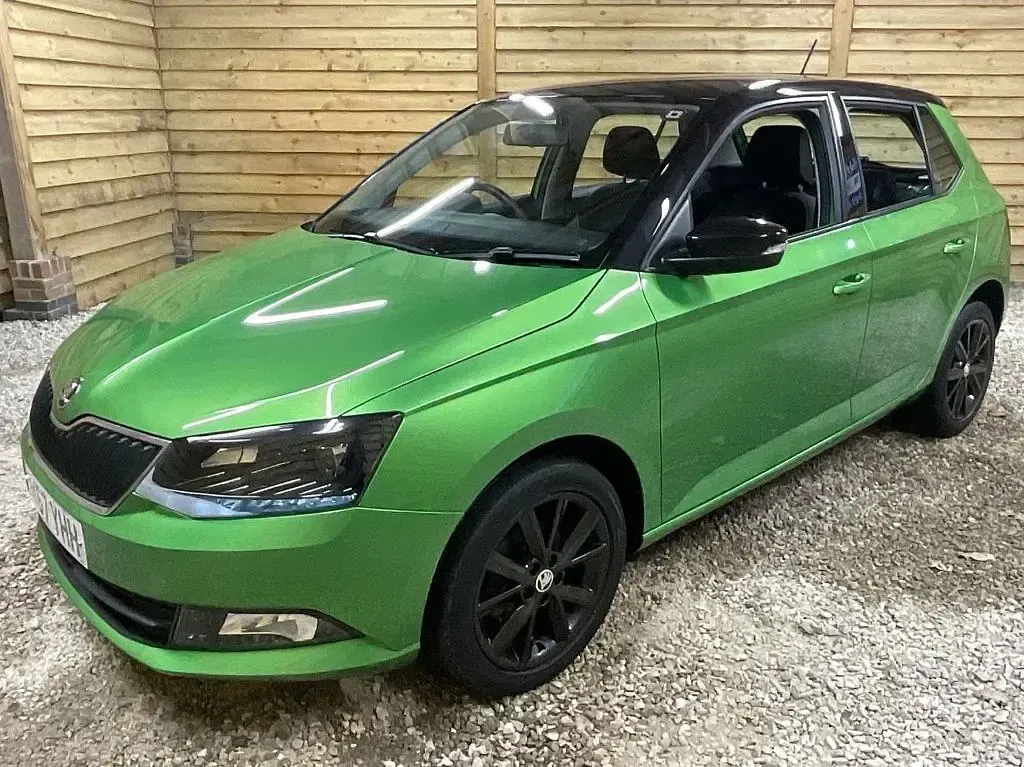 Used Skoda Fabia Colour Edition 75 HP (55 kW) 2018 Green Hatchback