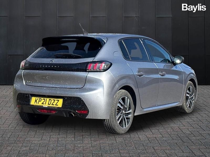 Used Peugeot 208 Allure Premium 100 HP (73 kW) 2021 Grey Hatchback
