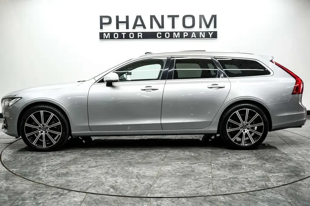 Used Volvo V90 R-Design Pro 235 HP (172 kW) 2018 Silver Estate