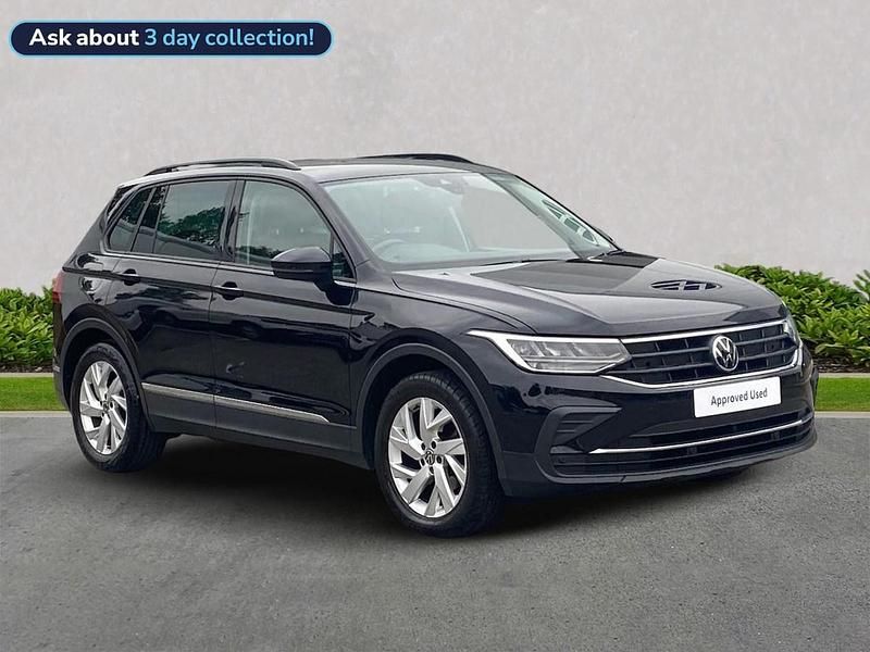 Black Used 2020 VW Tiguan Life SUV | £15,967 (Fair price) - Image 1/4