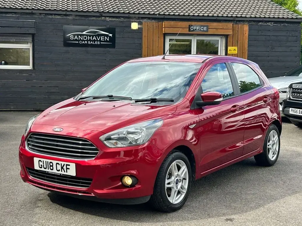 Used Ford Ka Plus Zetec 85 HP (62 kW) 2018 Red Hatchback