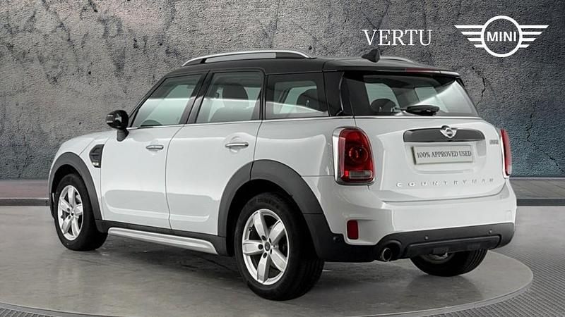 Used Mini Cooper Countryman 134 HP (98 kW) 2017 White SUV