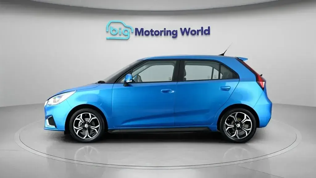 Used MG MG3 Exclusive 2023 Blue Hatchback