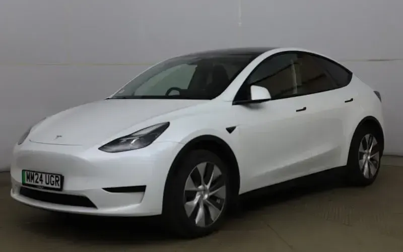 Used Tesla Model Y Standard Range 219 kW (299 HP) 2024 SUV