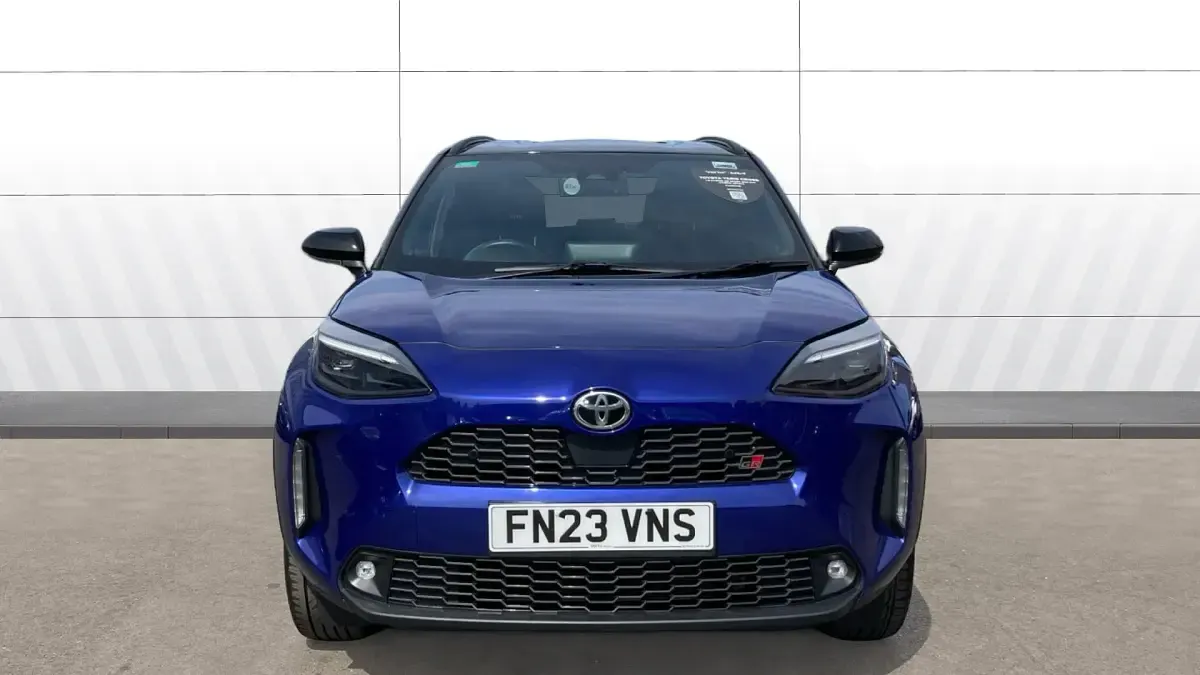 Used Toyota Yaris Hybrid Sport 116 HP (85 kW) 2023 Blue/black Estate