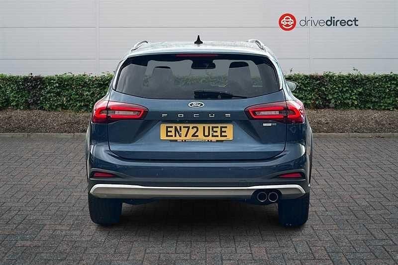 Used Ford Focus Active 155 HP (114 kW) 2023 Blue Estate