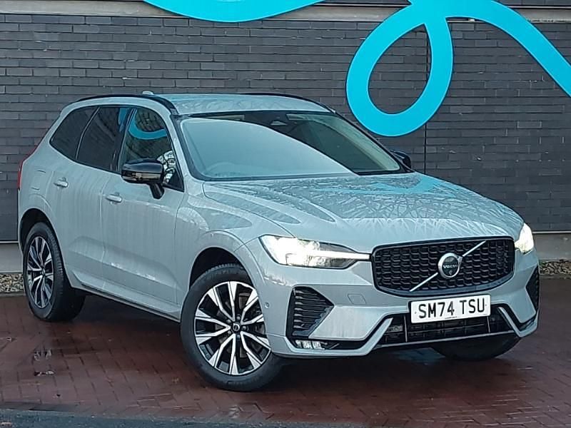 Usado Volvo XC60 Plus 250 HP (183 kW) 2024 Cinzento SUV