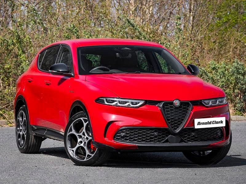 Red New 2025 Alfa Romeo Tonale Veloce SUV | £29,498 (Expensive) - Image 1/4