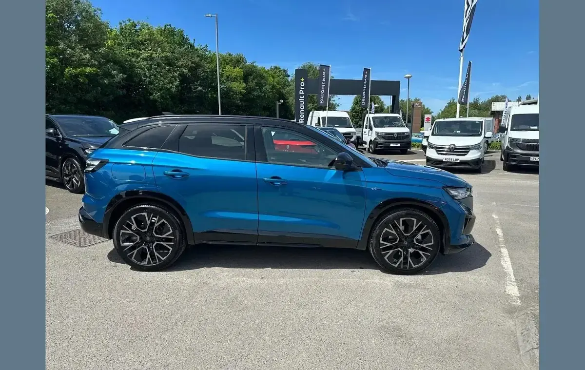 New Renault Austral Techno Esprit Alpine 200 HP (147 kW) 2026 Naxos blue+blk  SUV
