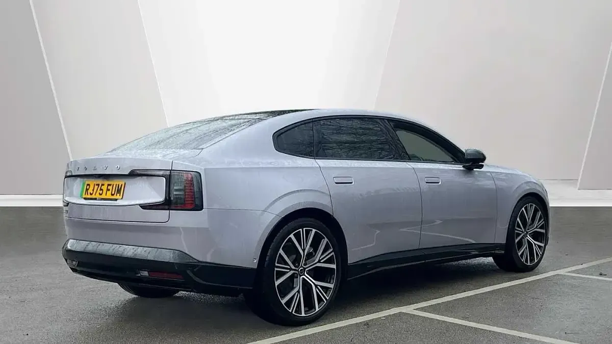 Used Volvo EX90 Ultra 244 kW (333 HP) 2025 Silver SUV