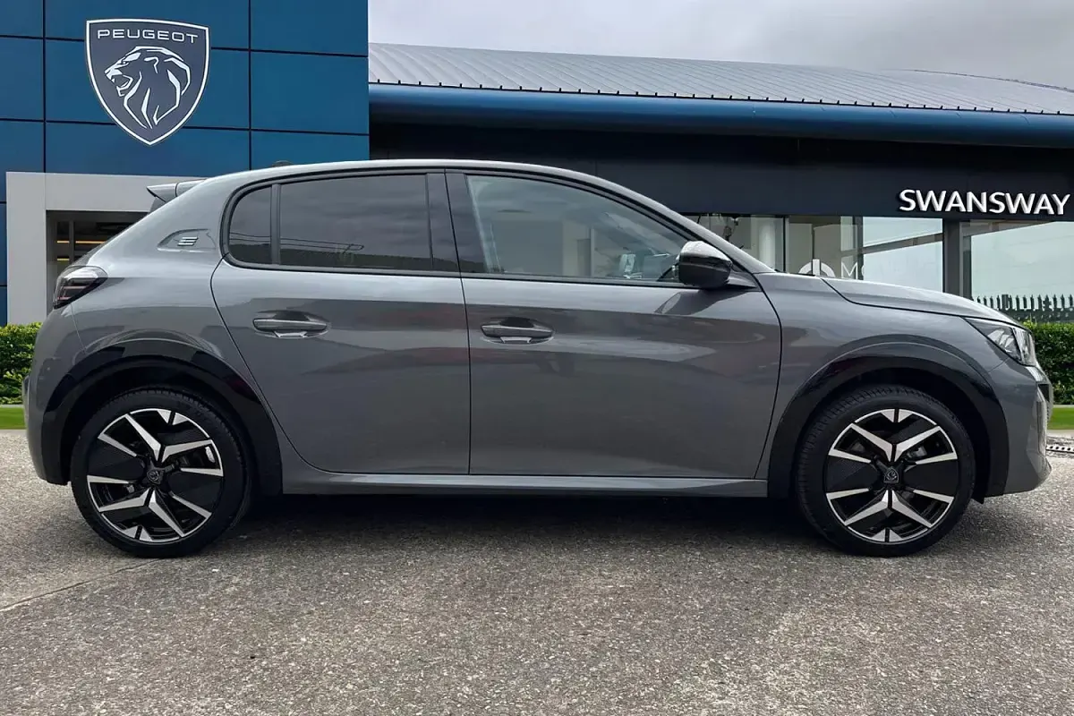 New Peugeot e-208 GT 113 kW (154 HP) 2026 Grey Hatchback