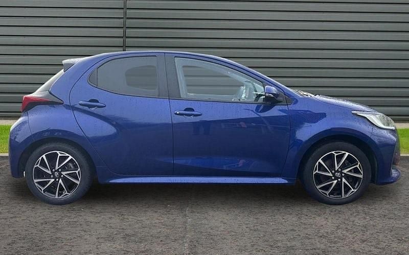 Used Toyota Yaris Hybrid Design 116 HP (85 kW) 2026 Hatchback