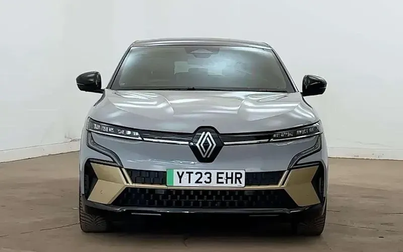 Used Renault Megane E-Tech 160 kW (218 HP) 2023 Grey  Hatchback