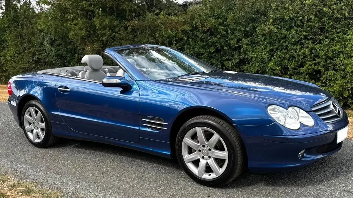 Used Mercedes SL500 306 HP (225 kW) 2005 Blue Cabriolet