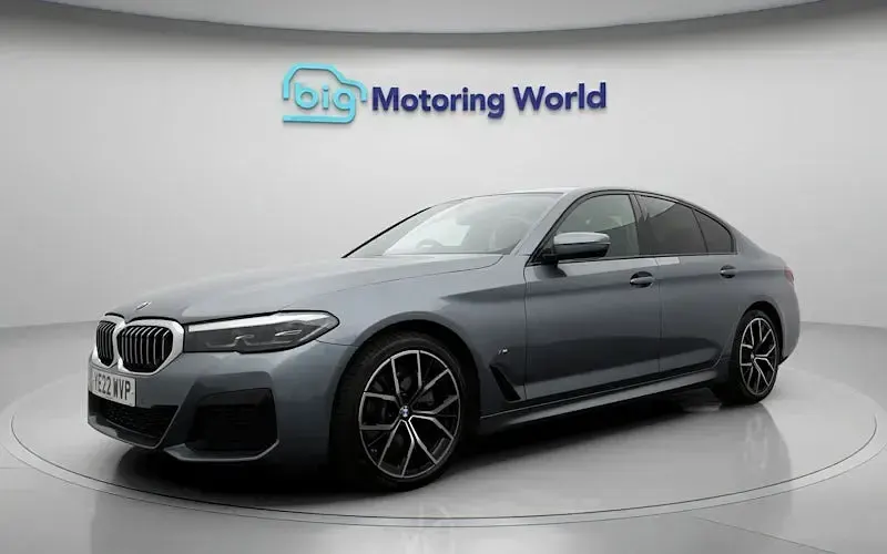 Gebraucht BMW 520 M Sport 190 PS (139 kW) 2022 Blau Limousine