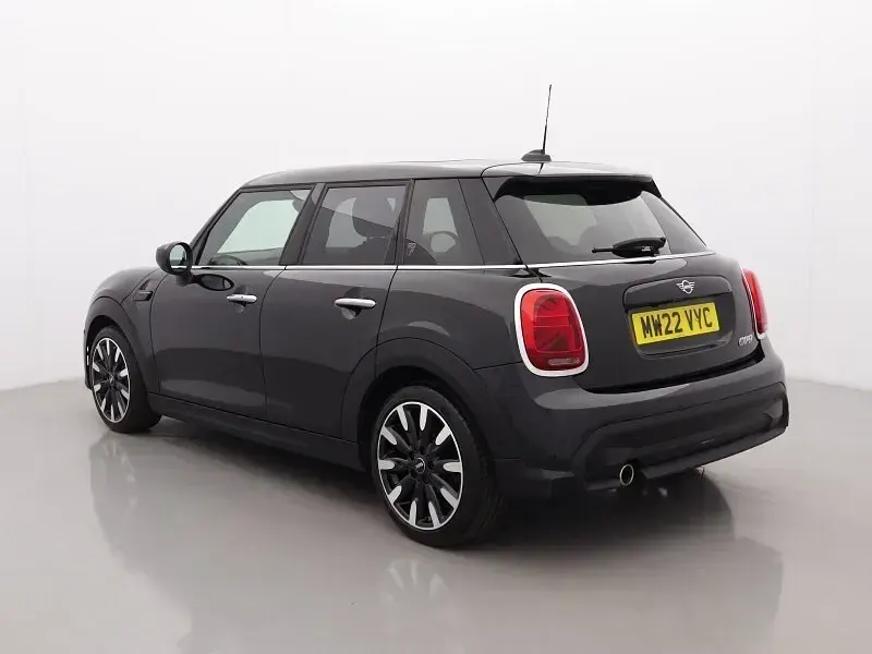 Used Mini Cooper Exclusive 134 HP (98 kW) 2022 Black Hatchback
