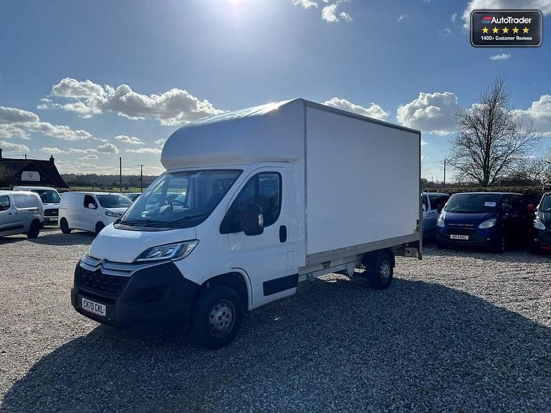 Used Citroën Relay 140 HP (102 kW) 2020 White Van