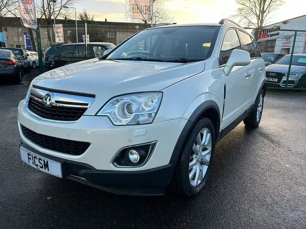 Używany Vauxhall Antara 184 KM (135 kW) 2011 Biały SUV