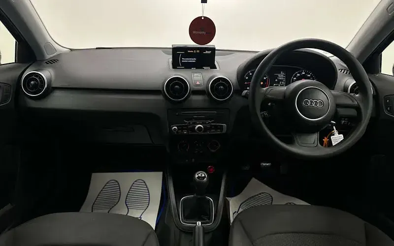 Used Audi A1 Sportback 95 HP (69 kW) 2018 Black Hatchback