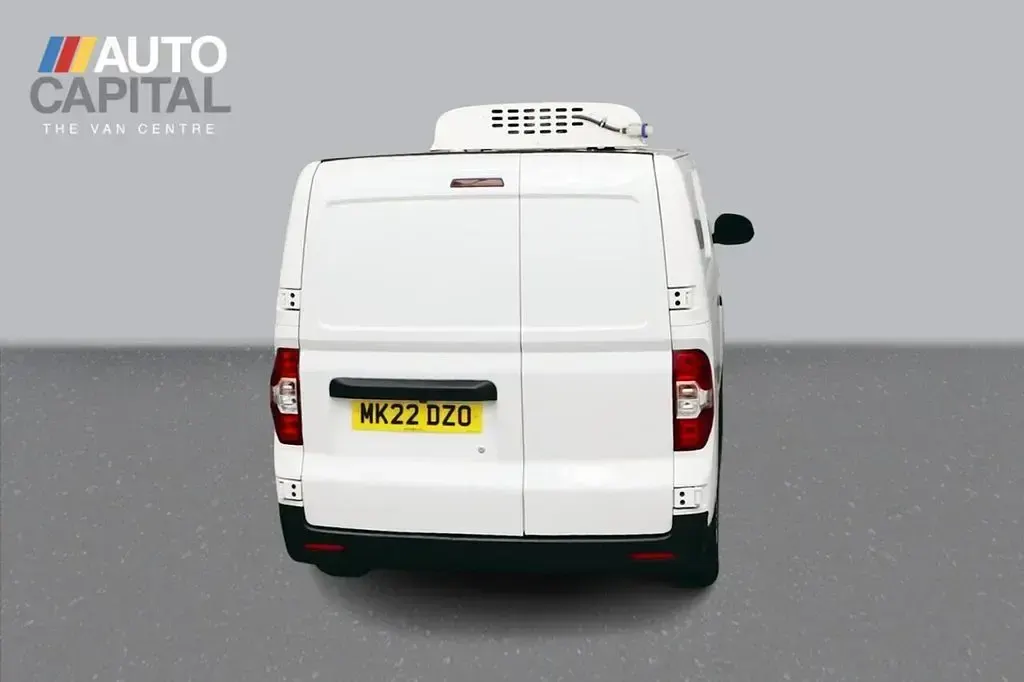 Used Maxus eDeliver 3 89 kW (122 HP) 2022 White Van