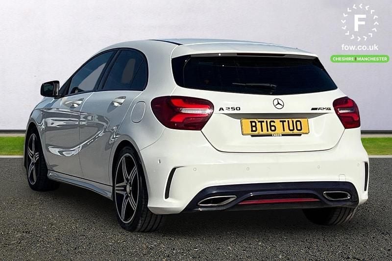 Used Mercedes A250 AMG 224 HP (164 kW) 2016 White Hatchback