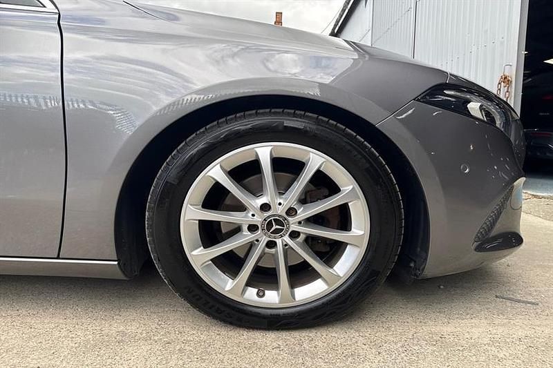 Used Mercedes A180 Executive 116 HP (85 kW) 2018 Grey Hatchback
