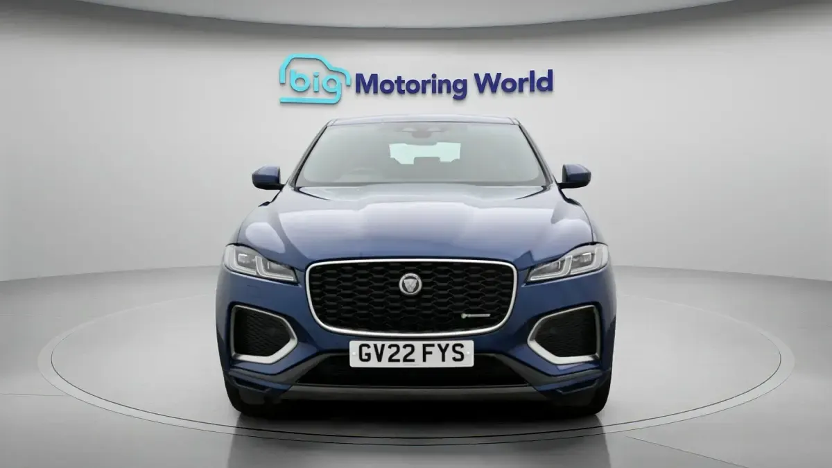 Used Jaguar F-Pace R-Dynamic 204 HP (150 kW) 2022 Blue SUV