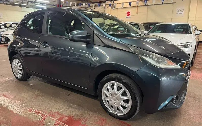 Used Toyota Aygo X-play 69 HP (50 kW) 2014 Hatchback
