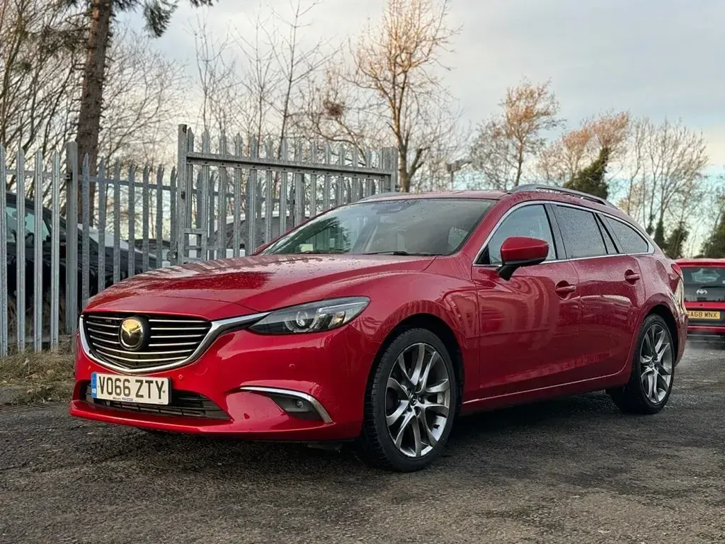 Used Mazda 6 Inclusive 175 HP (128 kW) 2016 Red Estate